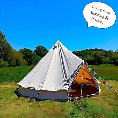 ホテル Dorset Glamping Fields Corfe Mullen エクステリア 写真