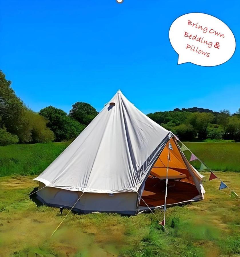 ホテル Dorset Glamping Fields Corfe Mullen エクステリア 写真